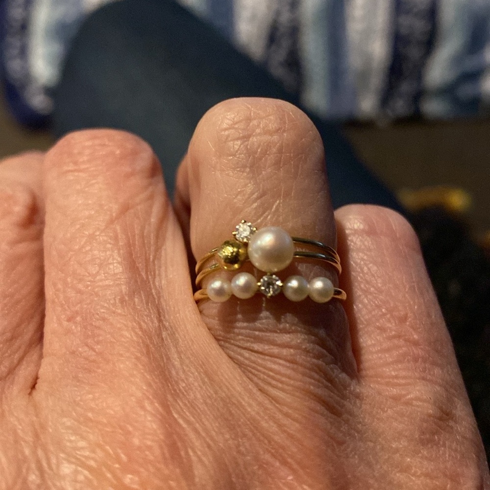 Elegant Gold Pearl Ring Set